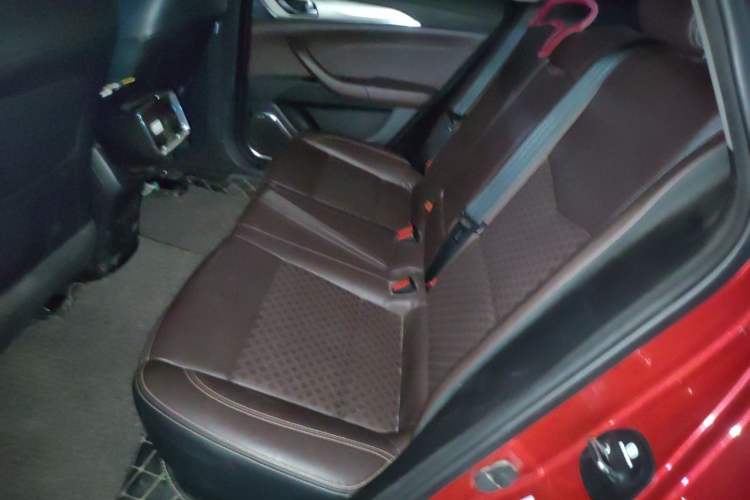 Used CHANGAN Eado 2018 High-Energy Edition 1.6L GDI Manual Competition Model China V Standard Left Rear Seat
