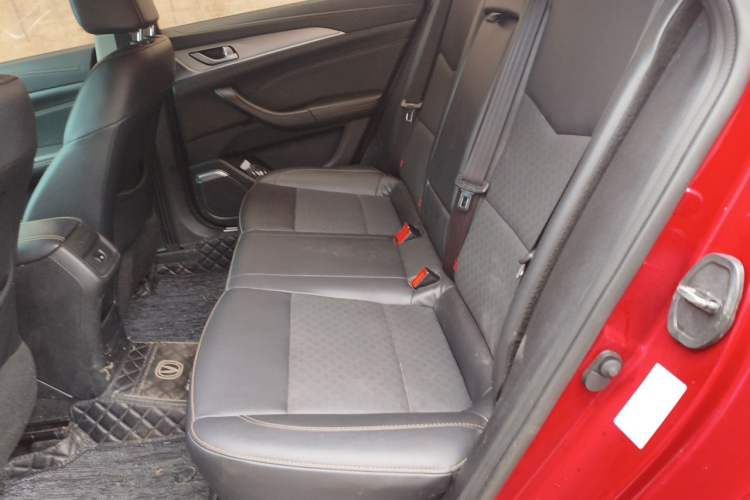 Used CHANGAN Eado 2018 High-Energy Edition 1.6L GDI Manual Pioneer Model China V Standard Left Rear Seat