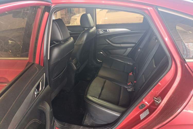 Used CHANGAN Eado 2018 1.6L GDI Manual Fashion Edition Left Rear Seat