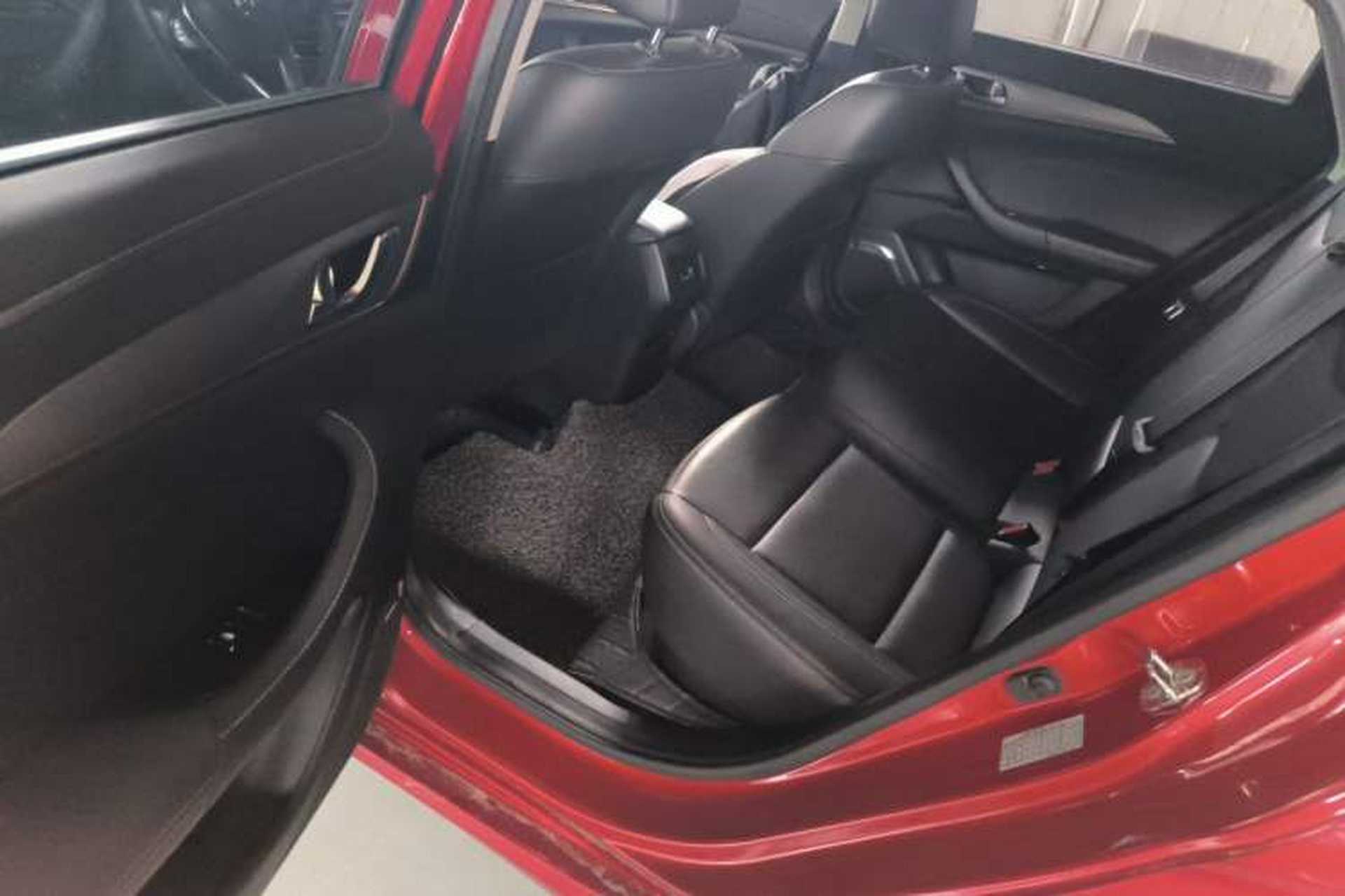 Used CHANGAN Eado 2018 1.6L GDI Automatic Trendy Model China V Standard Left Rear Seat