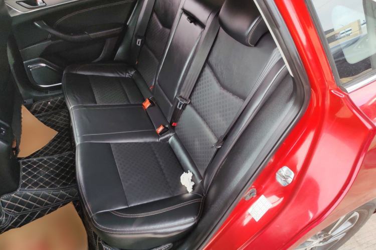Used CHANGAN Eado 2018 High-Energy Edition 1.6L GDI Automatic Pioneer Model China V Standard Left Rear Seat