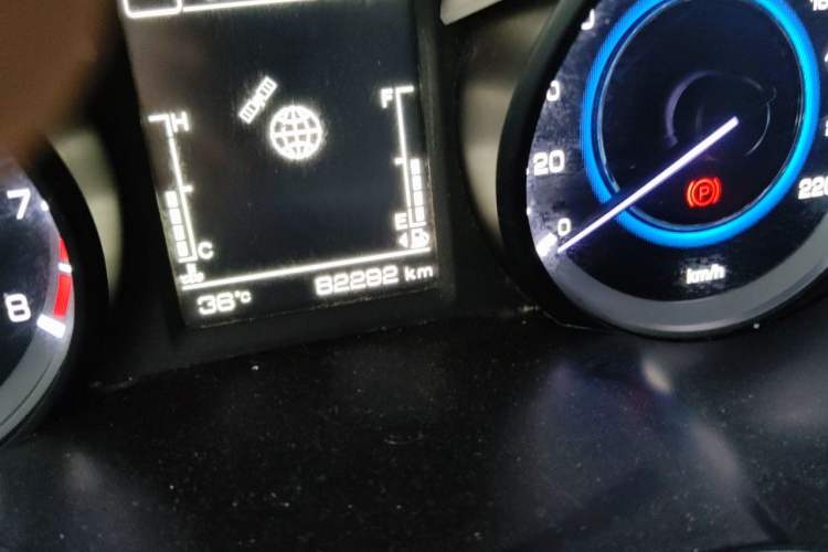 Used CHANGAN Eado 2018 1.6L GDI Manual Fashion Edition Odometer Close Up