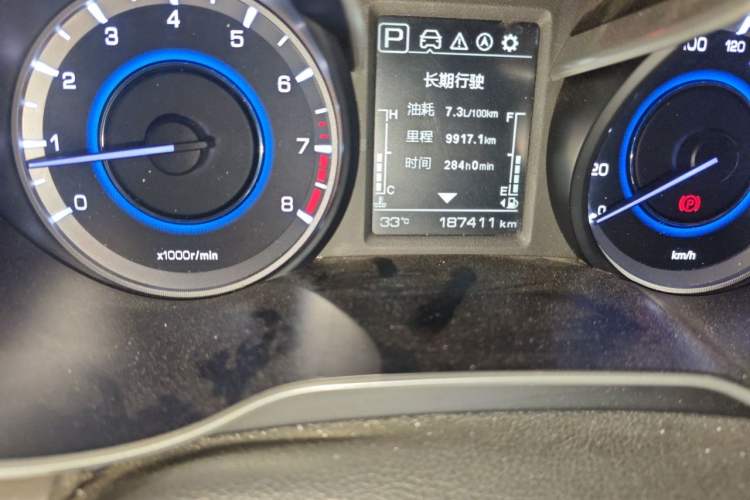 Used CHANGAN Eado 2018 1.6L GDI Automatic Fashion Edition Odometer Close Up