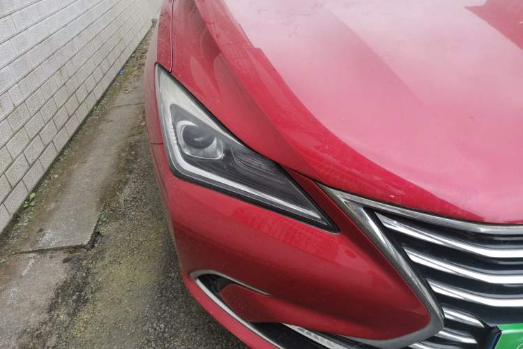 Used CHANGAN Eado 2018 1.6L GDI Manual Fashion Edition Right Front Headlight