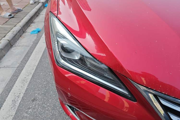 Used CHANGAN Eado 2018 1.6L GDI Automatic Fashion Edition Right Front Headlight