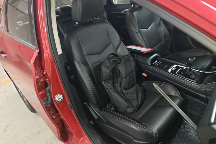 Used CHANGAN Eado 2018 1.6L GDI Manual Fashion Edition Right Front Seat