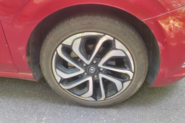 Used CHANGAN Eado 2018 1.6L GDI Automatic Trendy Model China V Standard Right Front Wheel Hub