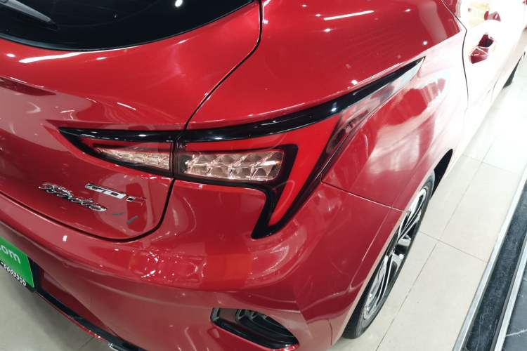 Used CHANGAN Eado 2018 1.6L GDI Automatic Trendy Model China V Standard Right Rear Taillight