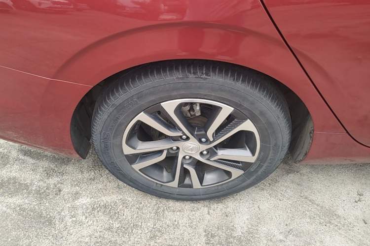 Used CHANGAN Eado 2018 High-Energy Edition 1.6L GDI Automatic Pioneer Model China V Standard Right Rear Wheel Hub
