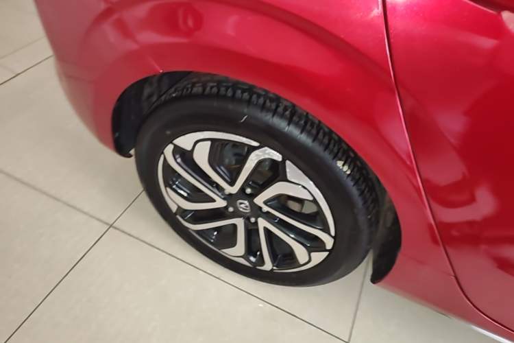 Used CHANGAN Eado 2018 1.6L GDI Automatic Trendy Model China V Standard Right Rear Wheel Hub