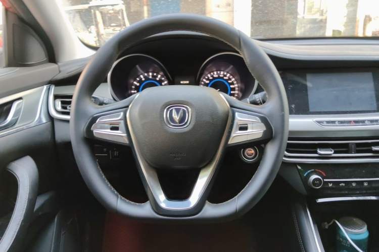 Used CHANGAN Eado 2018 1.6L GDI Manual Fashion Edition Steering Wheel