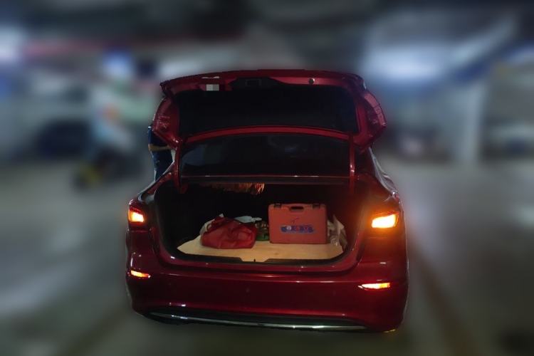 Used CHANGAN Eado 2018 High-Energy Edition 1.6L GDI Manual Competition Model China V Standard Trunk