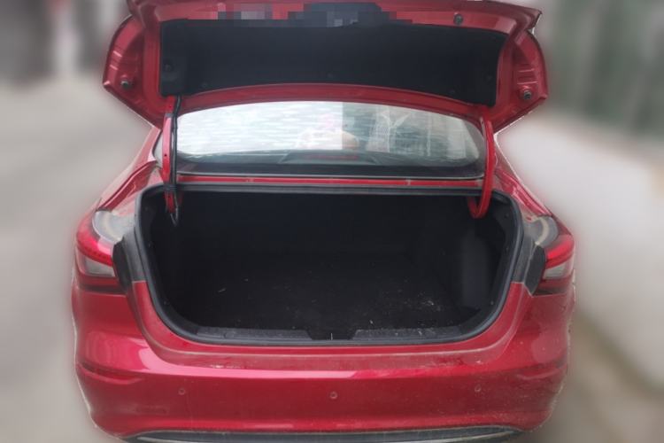 Used CHANGAN Eado 2018 1.6L GDI Manual Fashion Edition Trunk