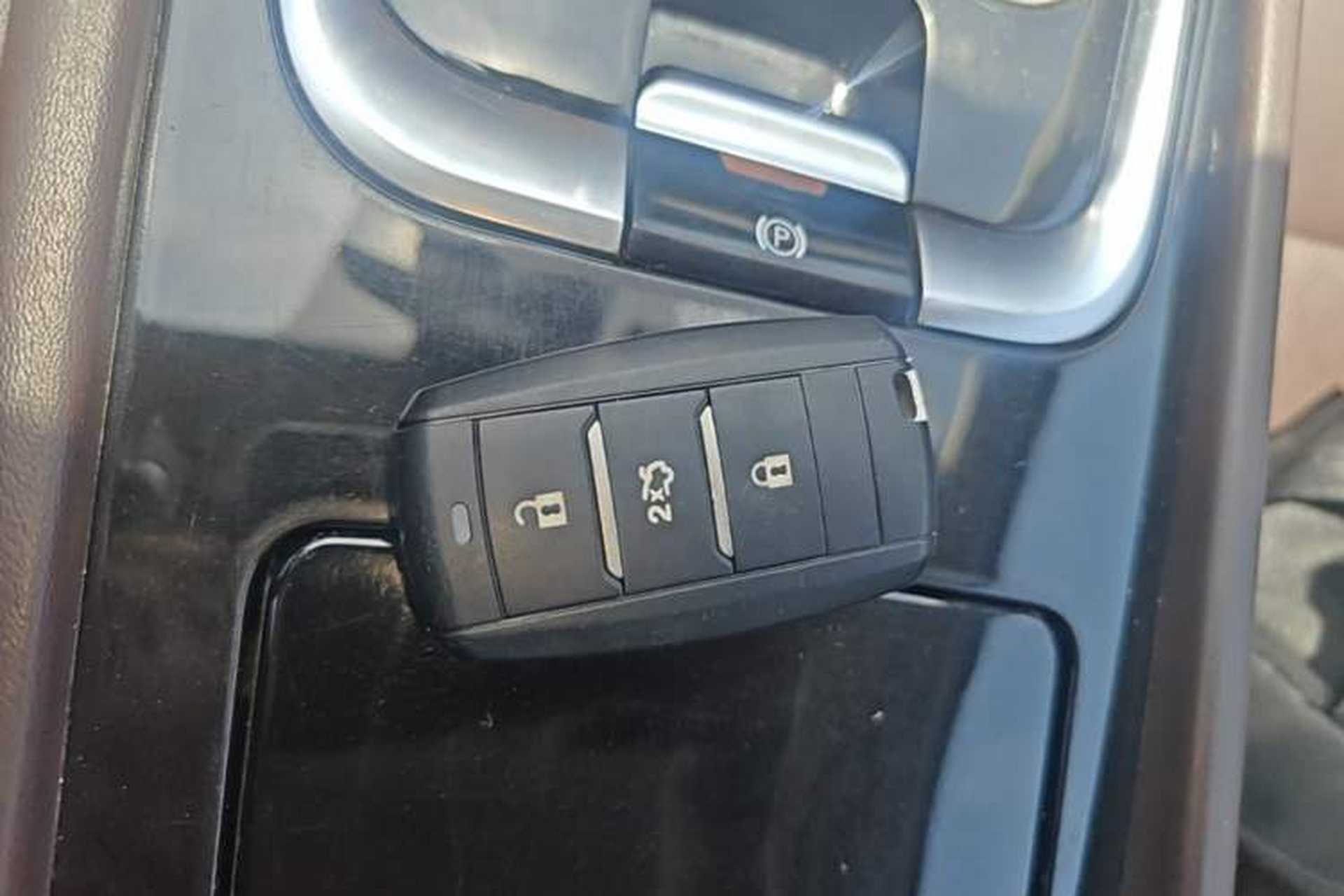 Used CHANGAN Eado 2018 1.6L GDI Manual Prestige Model Vehicle Key