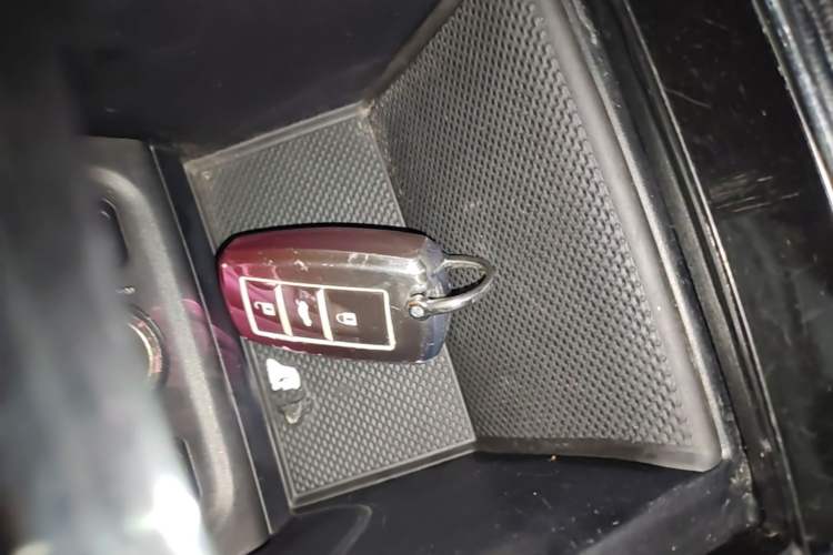 Used CHANGAN Eado 2018 1.6L GDI Automatic Trendy Model China V Standard Vehicle Key
