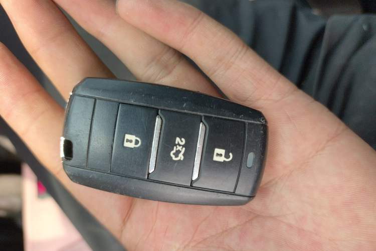 Used CHANGAN Eado 2018 High-Energy Edition 1.6L GDI Manual Pioneer Model China V Standard Vehicle Key