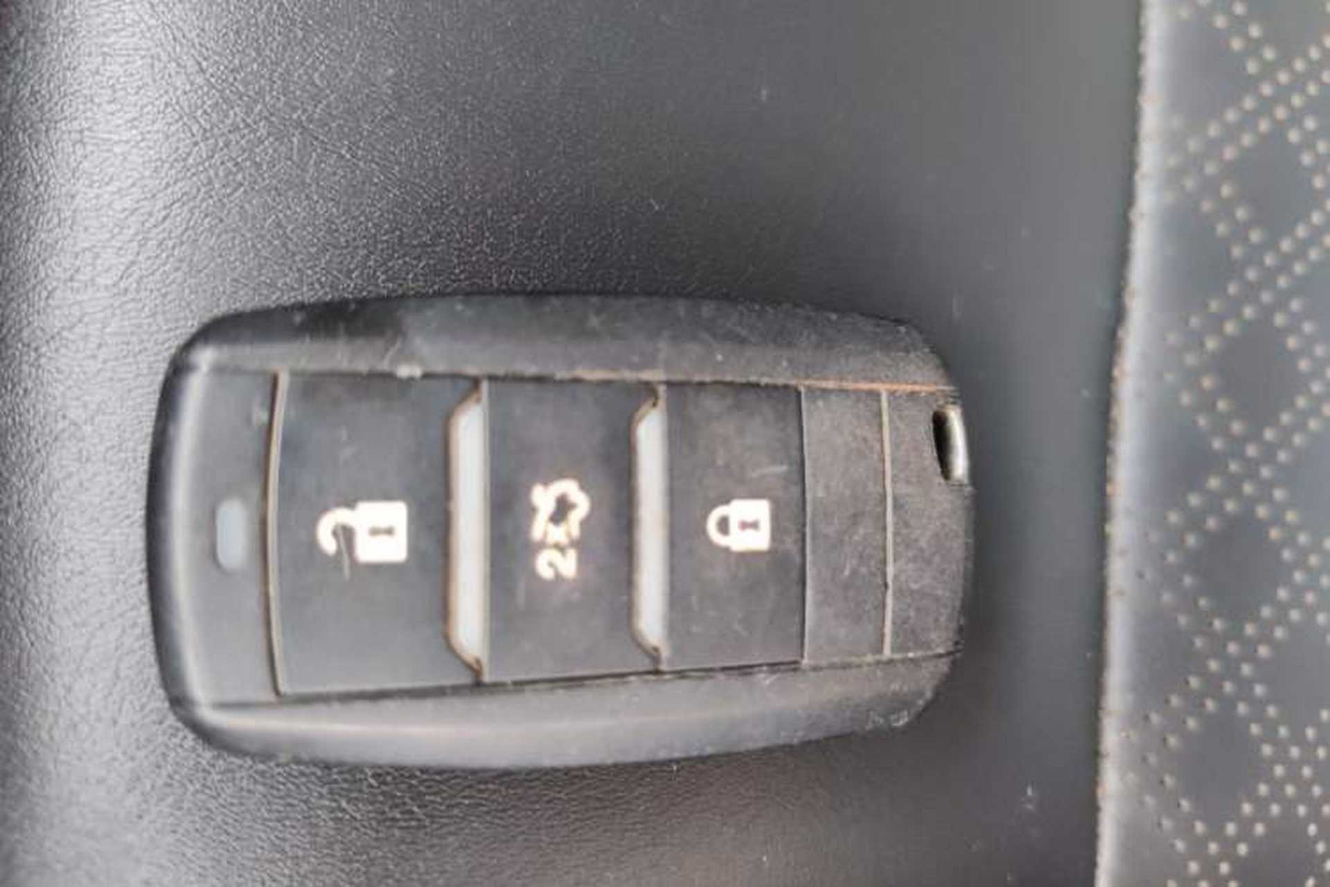 Used CHANGAN Eado 2018 High-Energy Edition 1.6L GDI Automatic Pioneer Model China V Standard Vehicle Key