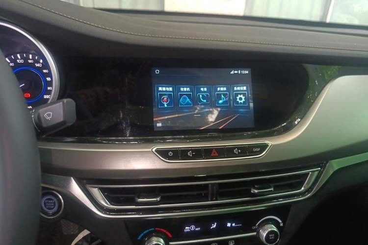 Used CHANGAN Eado 2018 1.6L GDI Manual Fashion Edition Audio And AC Panel