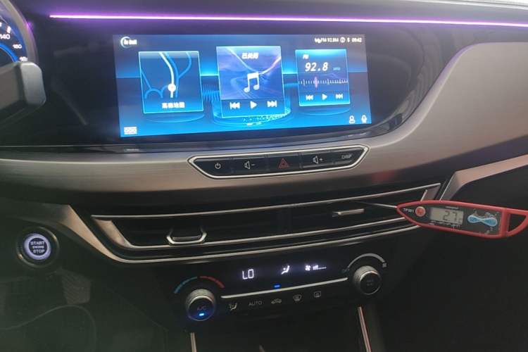Used CHANGAN Eado 2018 High-Energy Edition 1.6L GDI Manual Pioneer Model China V Standard Audio And AC Panel