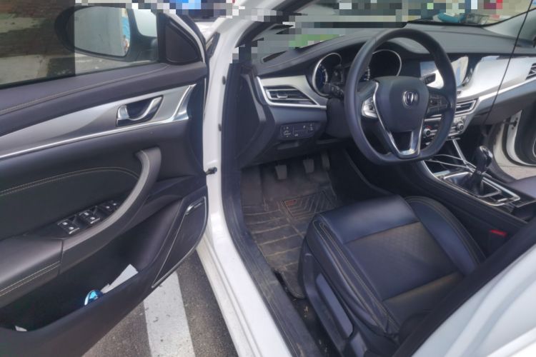 Used CHANGAN Eado 2018 1.6L GDI Manual Fashion Edition Driver Seat