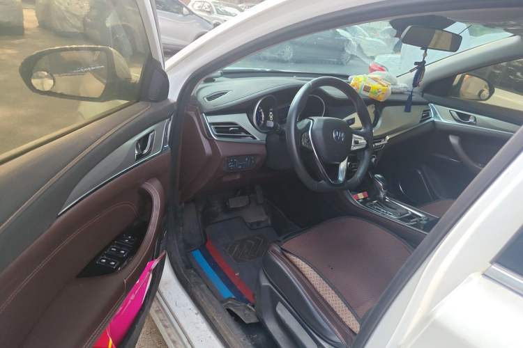 Used CHANGAN Eado 2018 1.6L GDI Automatic LingShang Model Driver Seat