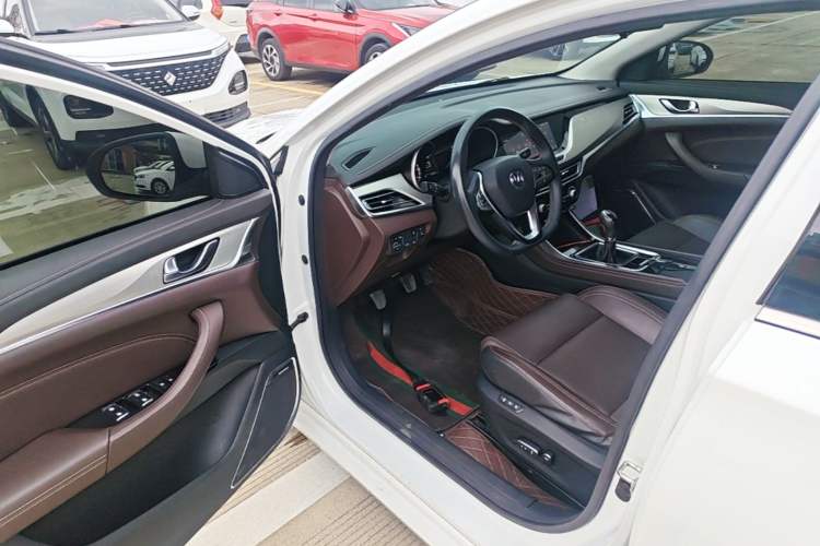 Used CHANGAN Eado 2018 1.6L GDI Manual Prestige Model Driver Seat