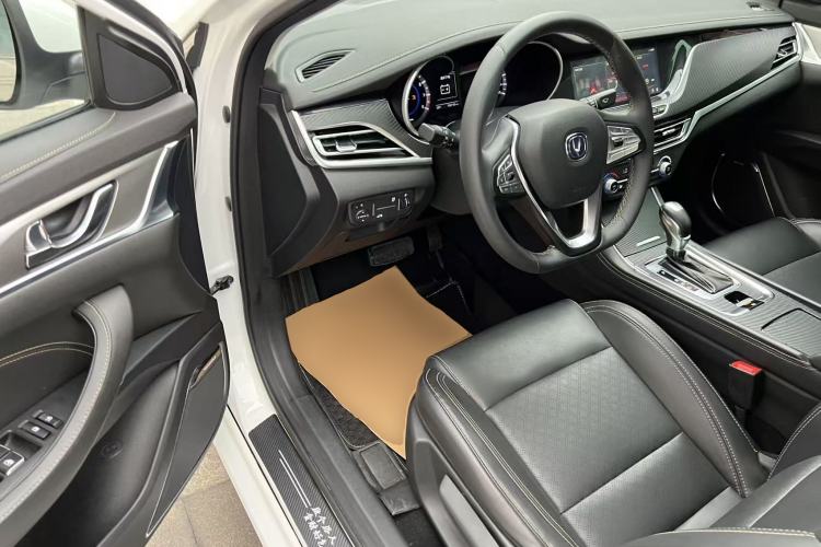 Used CHANGAN Eado 2018 High-Energy Edition 1.6L GDI Automatic Pioneer Model China V Standard Driver Seat