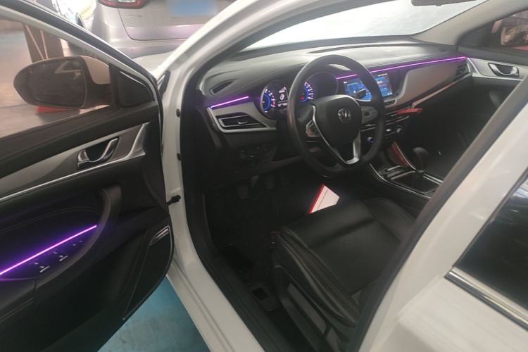 Used CHANGAN Eado 2018 High-Energy Edition 1.6L GDI Manual Pioneer Model China V Standard Driver Seat