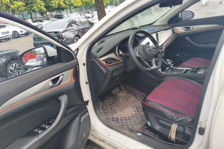 Used CHANGAN Eado 2018 1.6L GDI Automatic Trendy Model China V Standard Driver Seat