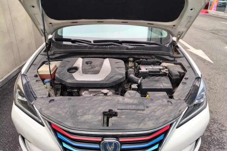 Used CHANGAN Eado 2018 High-Energy Edition 1.6L GDI Automatic Pioneer Model China V Standard Engine Bay