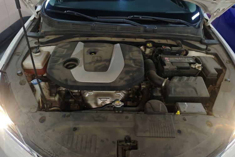 Used CHANGAN Eado 2018 High-Energy Edition 1.6L GDI Automatic Pioneer Model China V Standard Engine Bay