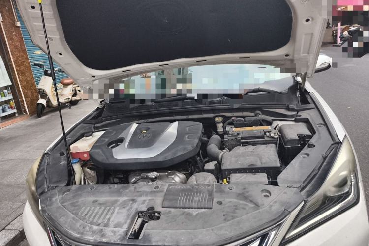 Used CHANGAN Eado 2018 High-Energy Edition 1.6L GDI Automatic Pioneer Model China V Standard Engine Bay