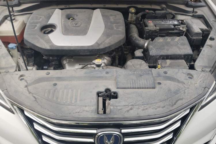 Used CHANGAN Eado 2018 High-Energy Edition 1.6L GDI Automatic Pioneer Model China V Standard Engine Bay