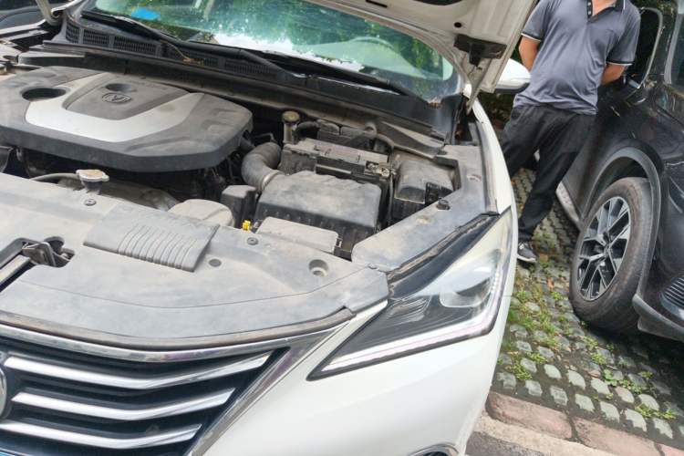 Used CHANGAN Eado 2018 1.6L GDI Automatic Fashion Edition Engine Bay Left