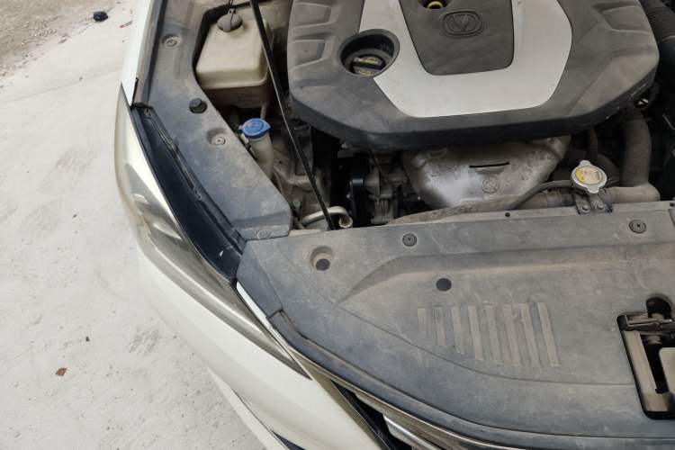 Used CHANGAN Eado 2018 1.6L GDI Manual Fashion Edition Engine Bay Right