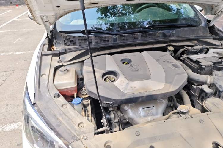 Used CHANGAN Eado 2018 1.6L GDI Manual Trendy Model China V Standard Engine Bay Right