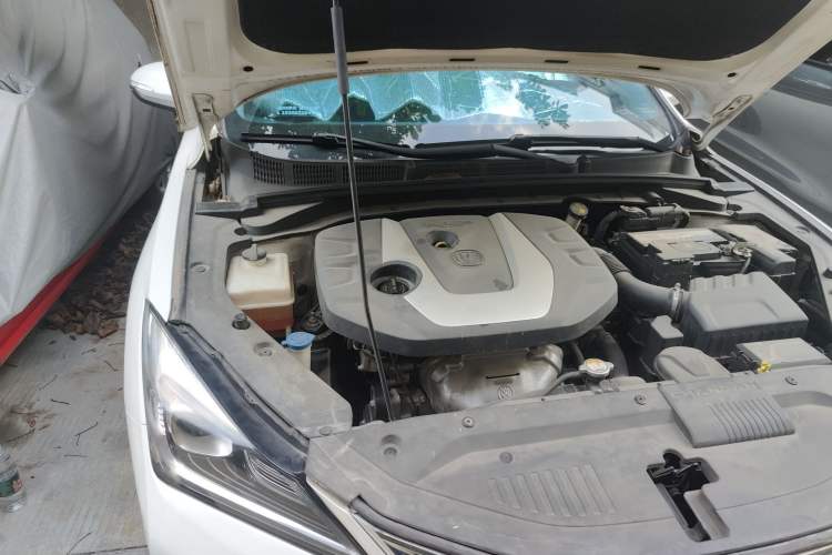 Used CHANGAN Eado 2018 High-Energy Edition 1.6L GDI Automatic Pioneer Model China V Standard Engine Bay Right