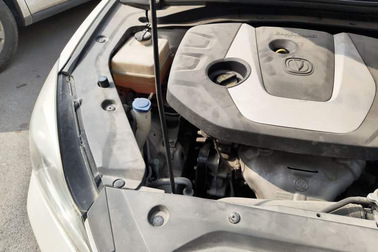 Used CHANGAN Eado 2018 1.6L GDI Manual Fashion Edition Engine Bay Right