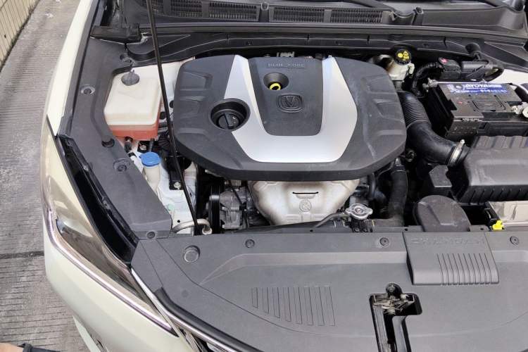 Used CHANGAN Eado 2018 1.6L GDI Manual Fashion Edition Engine Bay Right