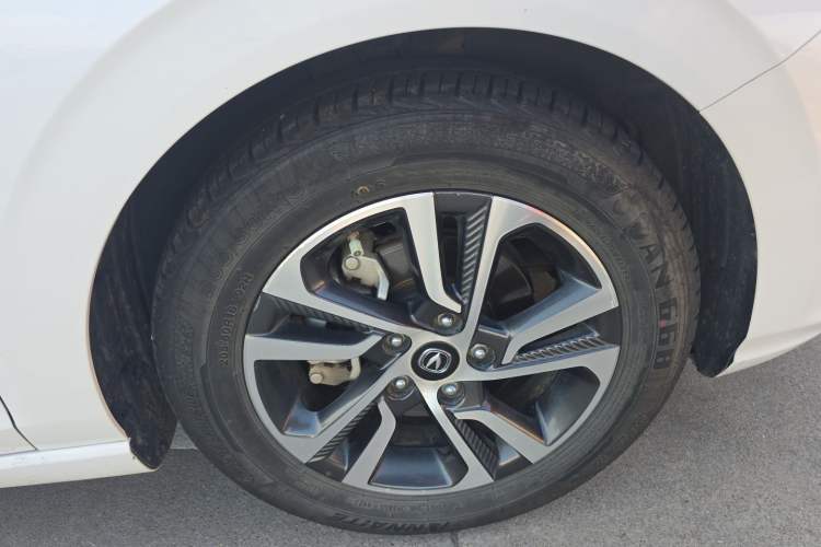 Used CHANGAN Eado 2018 1.6L GDI Manual LingShang Model Exterior 1