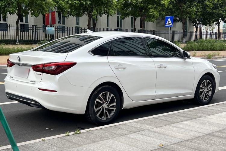 Used CHANGAN Eado 2018 High-Energy Edition 1.6L GDI Automatic Pioneer Model China V Standard Exterior 2