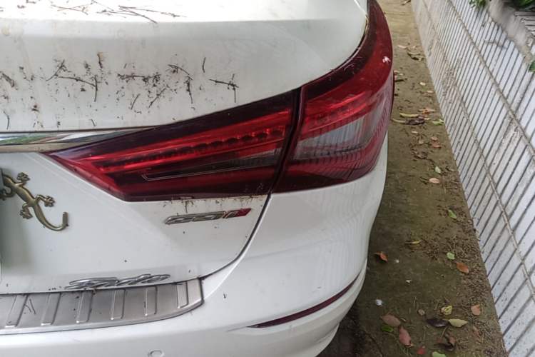 Used CHANGAN Eado 2018 1.6L GDI Automatic LingShang Model Exterior 3