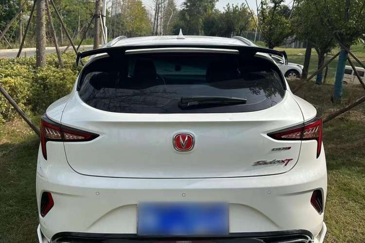 Used CHANGAN Eado 2018 1.6L GDI Automatic Trendy Model China V Standard Exterior 3