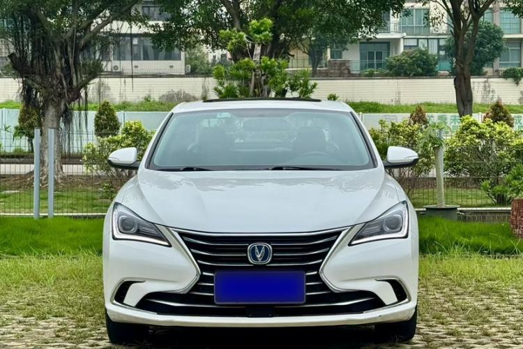 Used CHANGAN Eado 2018 1.6L GDI Automatic Fashion Edition Exterior 5