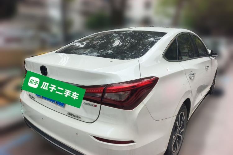 Used CHANGAN Eado 2018 1.6L GDI Automatic Fashion Edition Exterior 5