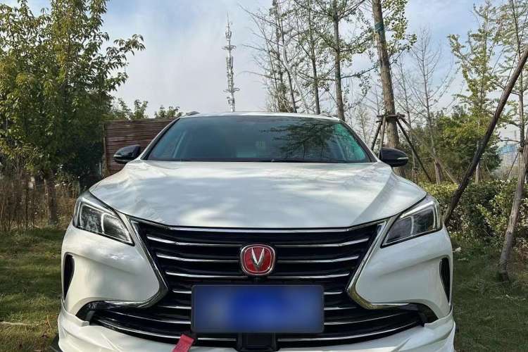 Used CHANGAN Eado 2018 1.6L GDI Automatic Trendy Model China V Standard Exterior 5