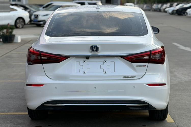 Used CHANGAN Eado 2018 High-Energy Edition 1.6L GDI Manual Pioneer Model China V Standard Exterior 5