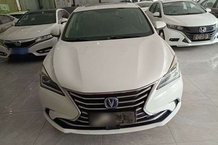 Used CHANGAN Eado 2018 1.6L GDI Manual Fashion Edition Front