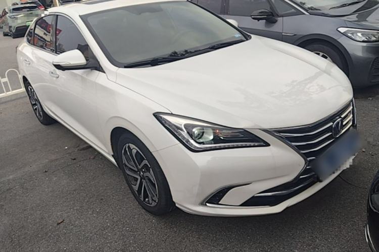 Used CHANGAN Eado 2018 1.6L GDI Automatic Prestige Model Front Right 45 Deg
