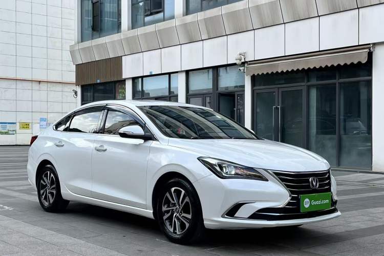 Used CHANGAN Eado 2018 1.6L GDI Manual Fashion Edition Front Right 45 Deg